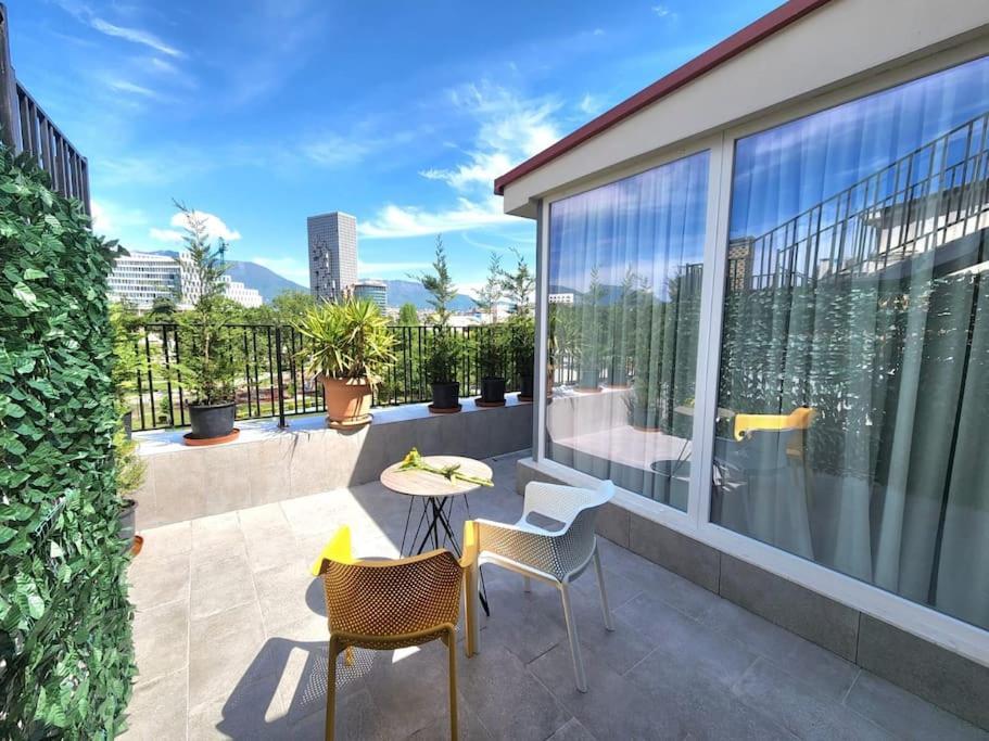 Penthouse With A City View Tirana Exterior foto